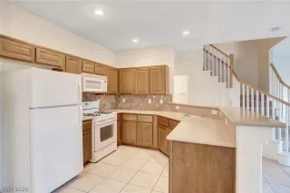 Photo #6: 2163089 Listing