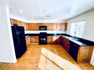 Photo #3: 2163125 Listing 