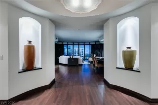 Photo #1: 2163146 Listing