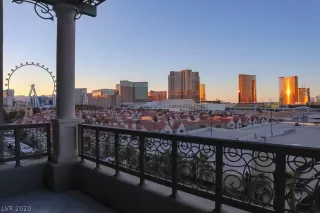 Photo #2: 2163146 Listing