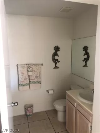 Photo #3: 2163165 Listing