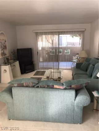 Photo #5: 2163165 Listing