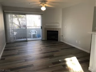 Photo #6: 2163181 Listing 