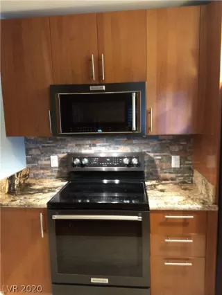 Photo #1: 2163183 Listing