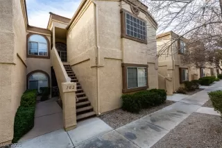 Photo #1: 2163203 Listing