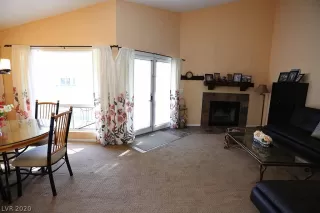 Photo #5: 2163211 Listing