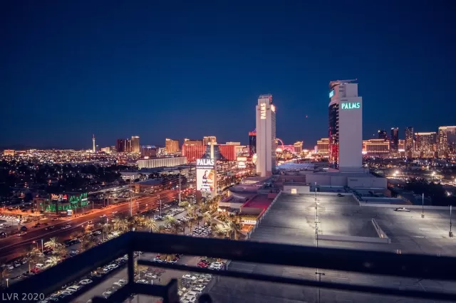 MLS: 2163279 Condo For Sale