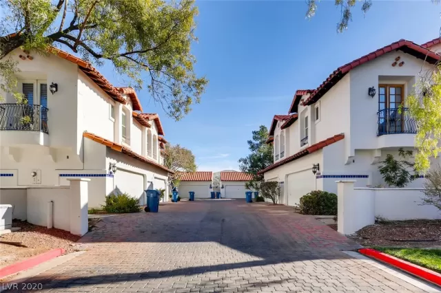 MLS: 2163282 Condo For Sale