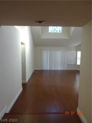 Photo #2: 2163287 Listing 