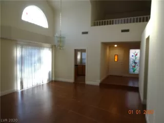 Photo #5: 2163287 Listing 