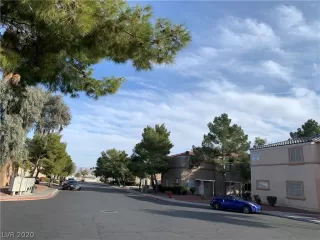 Photo #3: 2163292 Listing