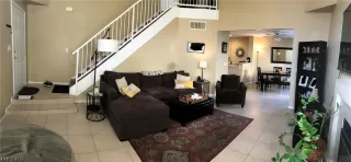 Photo #3: 2163305 Listing