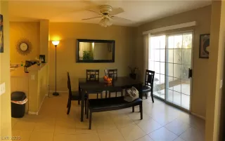 Photo #5: 2163305 Listing