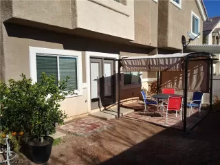 Photo #5: 2163339 Listing