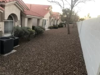 Photo #5: 2163368 Listing