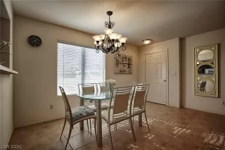 Photo #4: 2163375 Listing