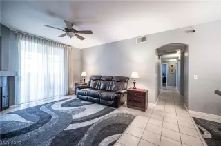 Photo #2: 2163421 Listing 