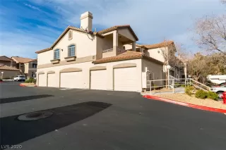 Photo #1: 2163467 Listing