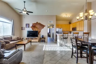 Photo #5: 2163467 Listing