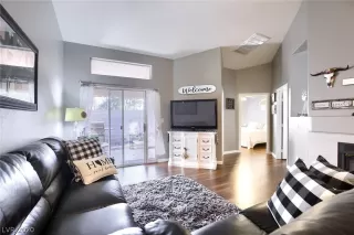 Photo #5: 2163497 Listing