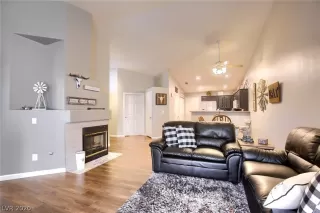 Photo #6: 2163497 Listing