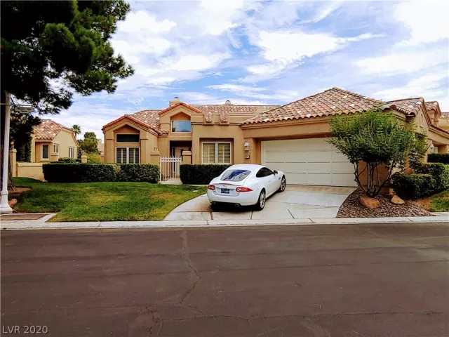 MLS: 2163524 Condo For Sale