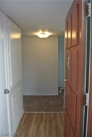 Photo #2: 2163538 Listing