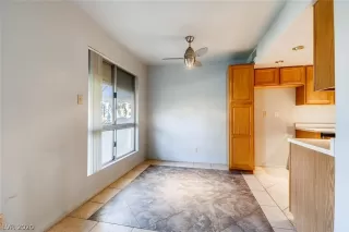 Photo #3: 2163542 Listing