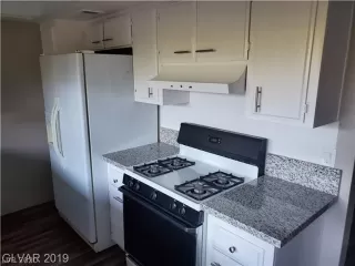 Photo #2: 2163644 Listing 