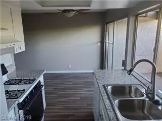 Photo #4: 2163644 Listing 