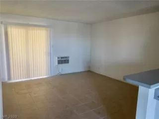 Photo #5: 2163656 Listing