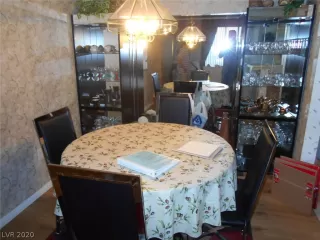 Photo #4: 2163677 Listing