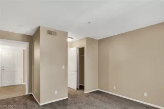 Photo #3: 2163703 Listing 