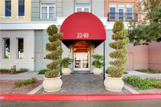 Photo #4: 2163705 Listing