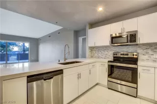 Photo #2: 2163767 Listing 