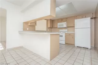 Photo #4: 2163810 Listing 