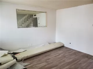 Photo #3: 2163840 Listing 