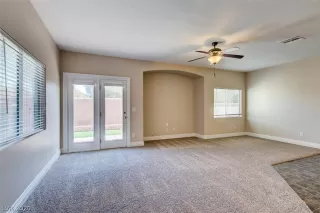 Photo #4: 2163852 Listing 