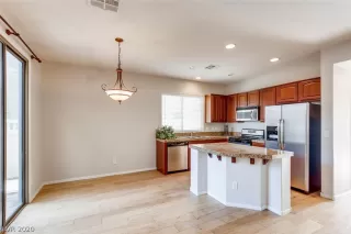 Photo #4: 2163879 Listing