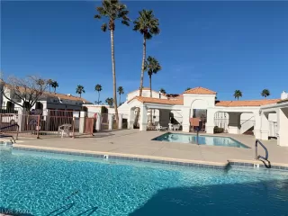 Photo #3: 2163954 Listing 