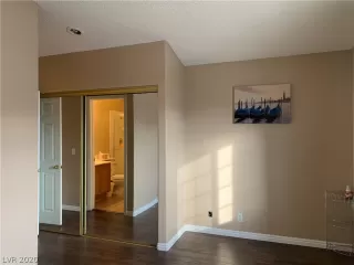 Photo #6: 2163954 Listing 