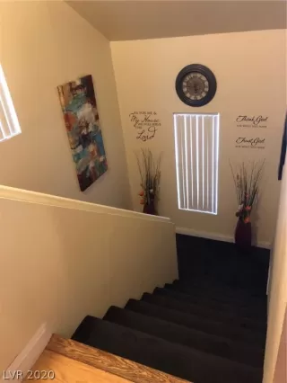 Photo #1: 2163978 Listing