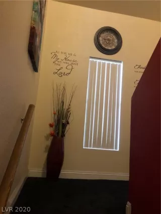 Photo #2: 2163978 Listing