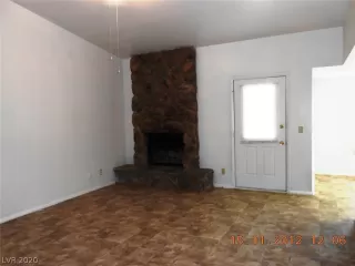 Photo #5: 2164011 Listing