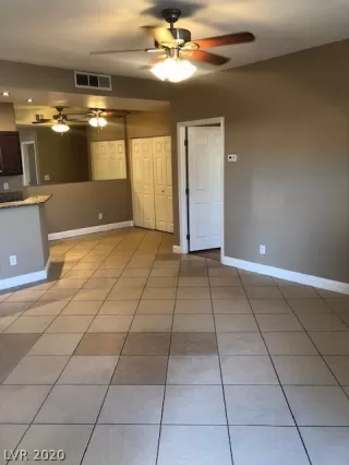 Photo #2: 2164052 Listing 