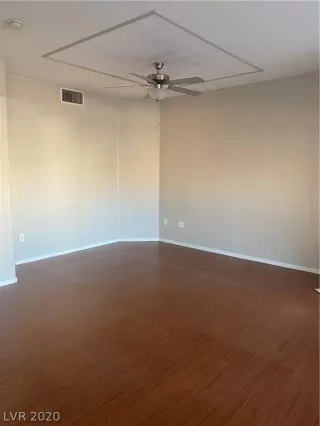 Photo #6: 2164082 Listing 