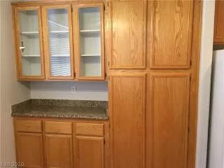 Photo #5: 2164114 Listing 