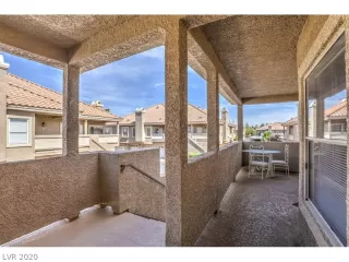 Photo #5: 2164136 Listing 