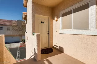 Photo #2: 2164139 Listing