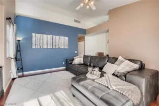 Photo #4: 2164139 Listing